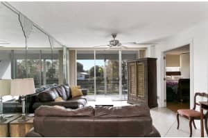 112 Royal Park Dr 2H, Oakland Park, FL 33309 Sold 04/26/24