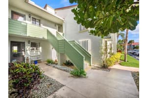 5443 SE Miles Grant Rd 105, Stuart, FL 34997 Sold 09/16/24