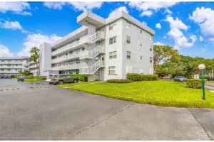 121 Royal Park Dr 3H, Oakland Park, FL 33309 Sold 08/29/24