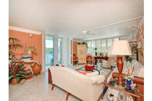 1170 N Federal Hwy 102, Fort Lauderdale, FL 33304 Sold 06/03/24