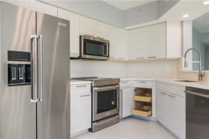 347 N New River Dr E 1104, Fort Lauderdale, FL 33301 Sold 05/10/24