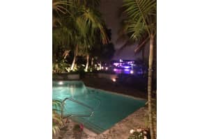 21 Gatehouse Rd, Sea Ranch Lakes, FL 33308 Sold 05/01/24