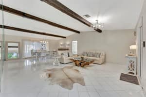 10301 NW 70th Ct, Tamarac, FL 33321 Sold 09/17/24