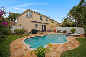 340 NW 153rd Ln, Pembroke Pines, FL 33028 Sold 04/30/24