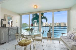 141 SE 3rd Ave 202, Dania Beach, FL 33004 Sold 05/07/24
