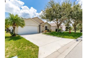 989 E 13th square, Vero Beach, FL 32960 Sold 05/17/24