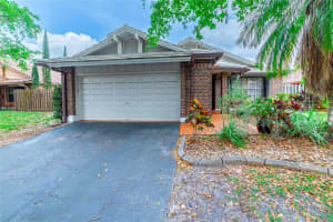3420 East Point, Cooper City, FL 33026 Sold 04/19/24