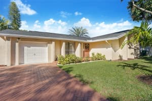 10501 SW 53rd St, Cooper City, FL 33328, Sold 04/30/24