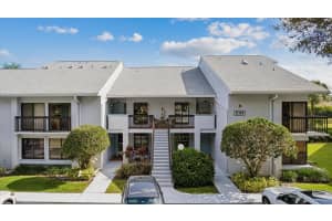 5054 Golfview Ct 1525, Delray Beach, FL 33484 Sold 01/03/25