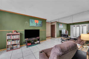 5304 NE 6th Ave F, Oakland Park, FL 33334 Sold 04/26/24