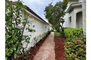 1228 NW 170th Ave, Pembroke Pines, FL 33028 Sold 06/18/24