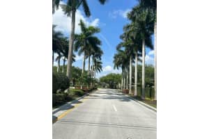 13210 SW 32nd Ct, Davie, FL 33330 Sold 05/06/24