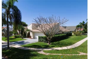 2318 SW 23rd Cranbrook Dr, Boynton Beach, FL 33436 Sold 04/26/24