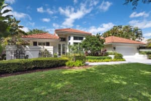 1055 Parkside Cir, Boca Raton, FL 33486 Sold 05/29/24