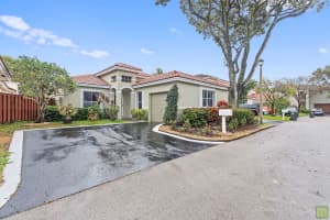 534 NW 47th Ter, Coconut Creek, FL 33063 Sold 05/07/24