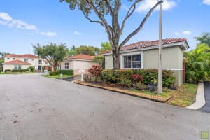 534 NW 47th Ter, Coconut Creek, FL 33063 Sold 05/07/24
