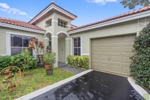 534 NW 47th Ter, Coconut Creek, FL 33063 Sold 05/07/24