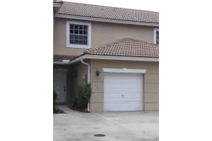 12121 SW 2nd St 12121, Pembroke Pines, FL 33025 Sold 08/30/24