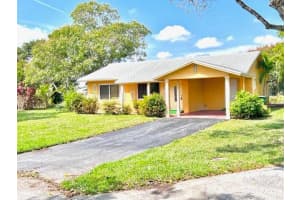 7207 NW 92, Tamarac, FL 33321 Sold 05/15/24