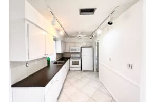 7207 NW 92, Tamarac, FL 33321 Sold 05/15/24