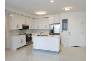 2651 NE 212th Ter 306, Aventura, FL 33180 Sold 04/02/24