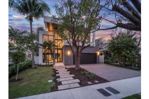 704 SE 7th St, Fort Lauderdale, FL 33301 Sold 06/07/24