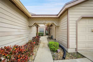 500 Crosswinds Dr B1, Greenacres, FL 33413 Sold 05/24/24