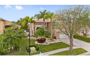19040 SW 4th St, Pembroke Pines, FL 33029 Sold 05/30/24