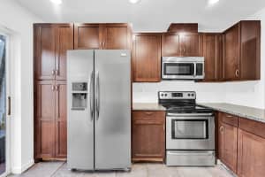 6541 NW 99th Ave A19, Tamarac, FL 33321 Sold 06/13/24