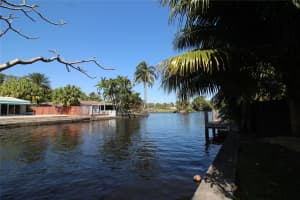 2949 NE 1st Ave, Wilton Manors, FL 33334 - MLS#F10428215