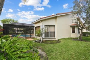 8640 NW 53rd Ct, Coral Springs, FL 33067, Sold 04/15/24