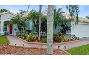 667 SW Lake Charles Cir, Port St. Lucie, FL 34986, Sold 05/23/24