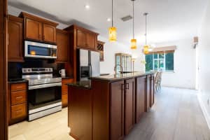 584 NW 87th Ter, Coral Springs, FL 33071 Sold 04/25/24