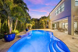 9195 Meridian Dr W, Parkland, FL 33076 Sold 06/14/24