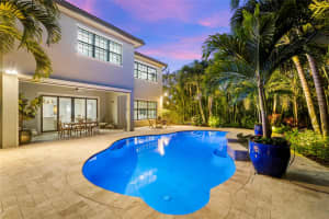 9195 Meridian Dr W, Parkland, FL 33076 Sold 06/14/24