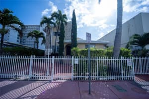 7811 Carlyle Ave, Miami Beach, FL 33141 Sold 04/30/25