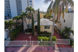 7811 Carlyle Ave, Miami Beach, FL 33141 Sold 04/30/25
