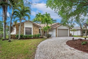 615 NW 113th Ter, Coral Springs, FL 33071 Sold 07/08/24