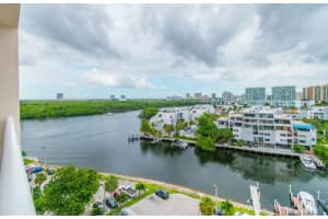 400 Kings Point Dr 1027, Sunny Isles Beach, FL 33160 Sold 06/07/24