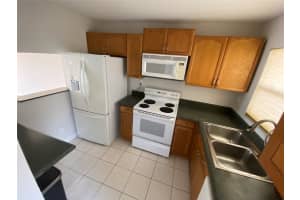 9420 Sunrise Lakes Blvd 109, Sunrise, FL 33322 Sold 10/17/24