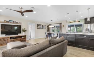 10405 NW 39th Mnr, Coral Springs, FL 33065 Sold 04/09/24