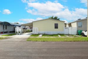 21530 NW 3rd Place, Pembroke Pines, FL 33029 Sold 05/24/24