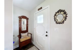 9030 NW 17th St, Plantation, FL 33322 Sold 07/30/24