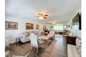 9030 NW 17th St, Plantation, FL 33322 Sold 07/30/24