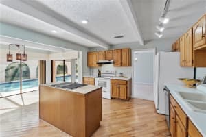 2731 NW 106th Dr, Coral Springs, FL 33065 Sold 05/10/24