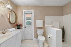 2731 NW 106th Dr, Coral Springs, FL 33065 Sold 05/10/24