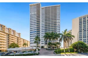 3140 S Ocean Dr 208, Hallandale Beach, FL 33009 Sold 04/18/24