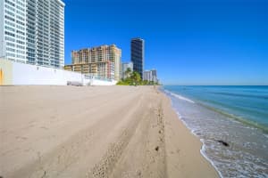 3140 S Ocean Dr 208, Hallandale Beach, FL 33009 Sold 04/18/24