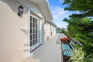 8317 SE Double Tree Dr, Hobe Sound, FL 33455 Sold 04/04/24