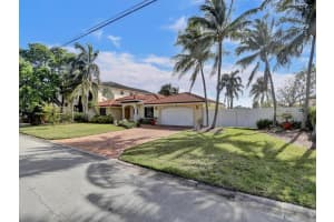 5590 NE 33rd Ave, Fort Lauderdale, FL 33308 Sold 05/15/24